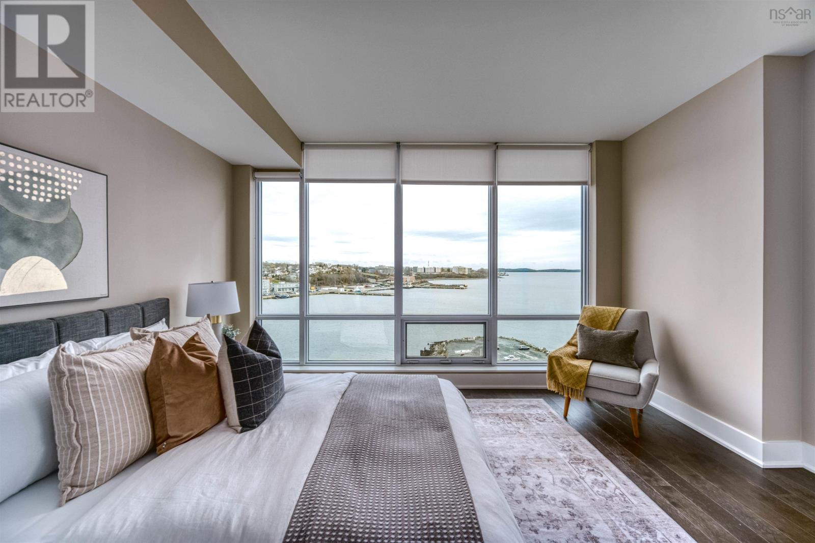 Property 29 of 49 of 1003 67 Kings Wharf Place