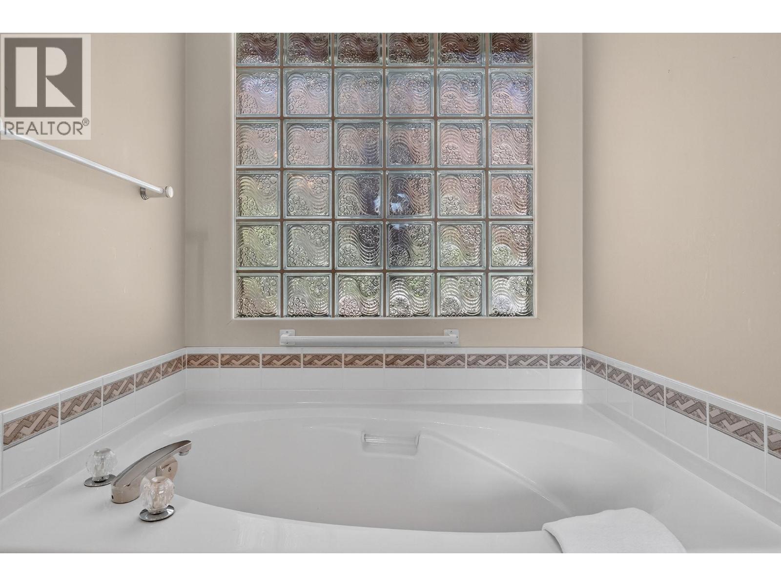  5220 Sutherland Road, Peachland