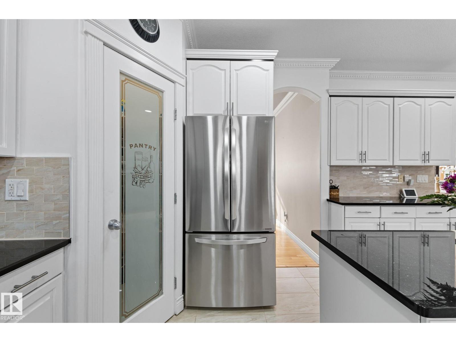 6026 164A AV NW, Edmonton