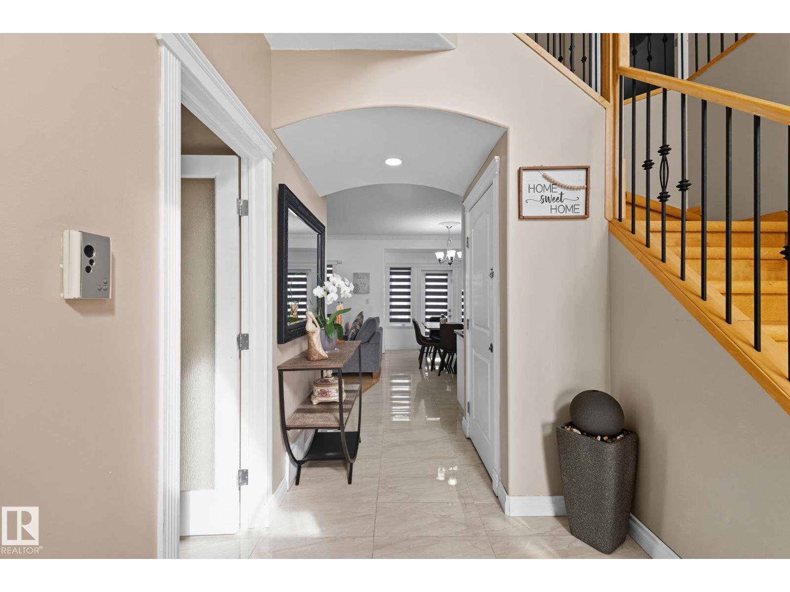 6026 164A AV NW, Edmonton