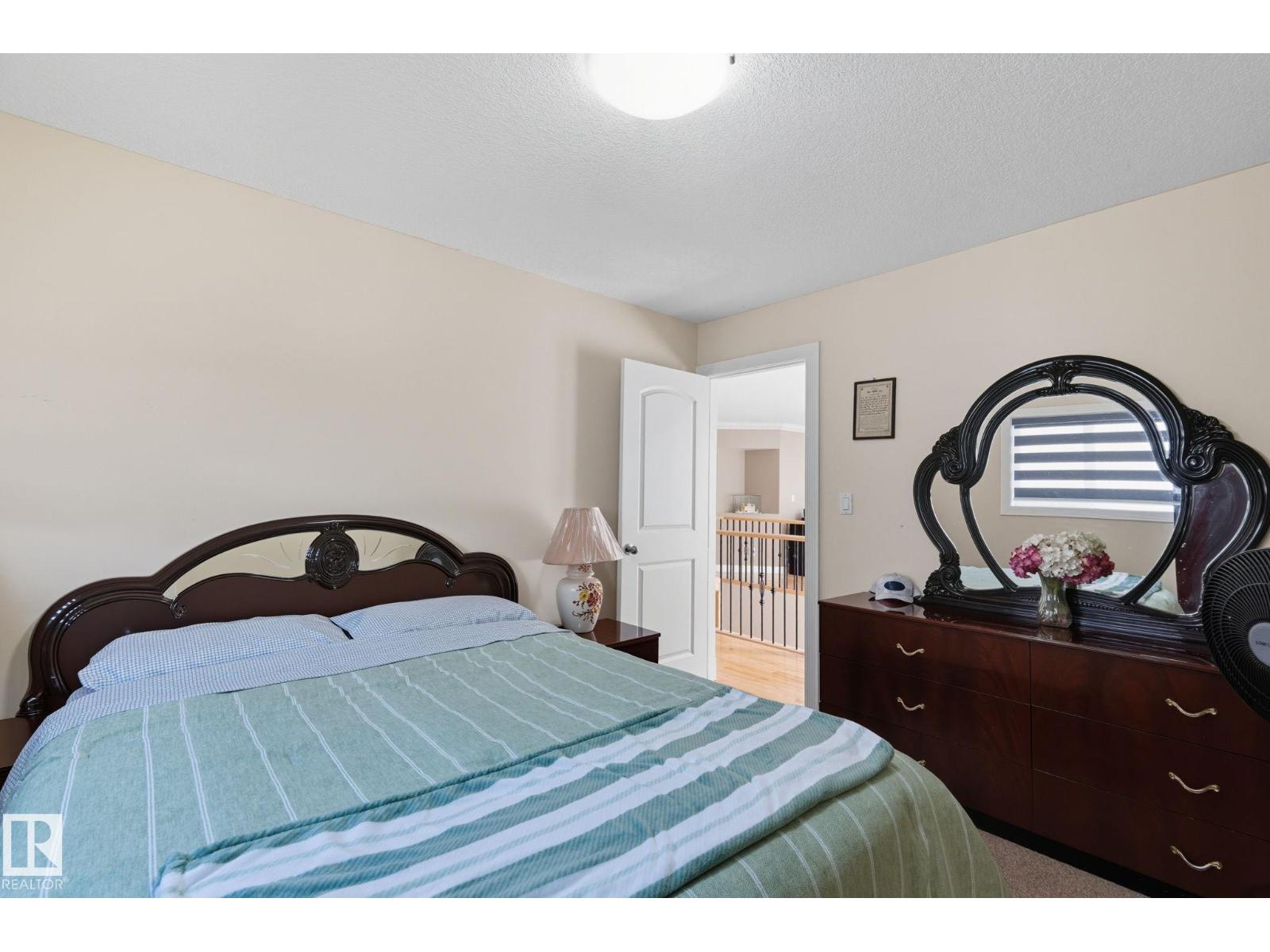 6026 164A AV NW, Edmonton