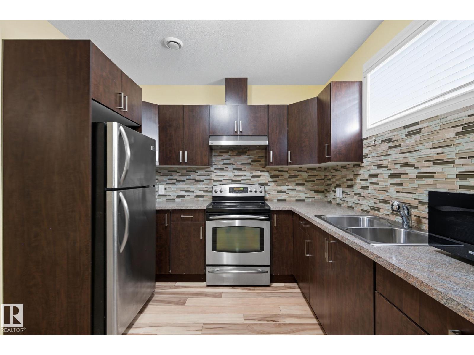 6026 164A AV NW, Edmonton