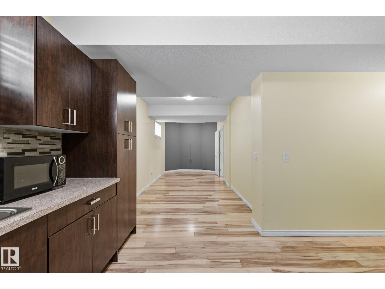 6026 164A AV NW, Edmonton