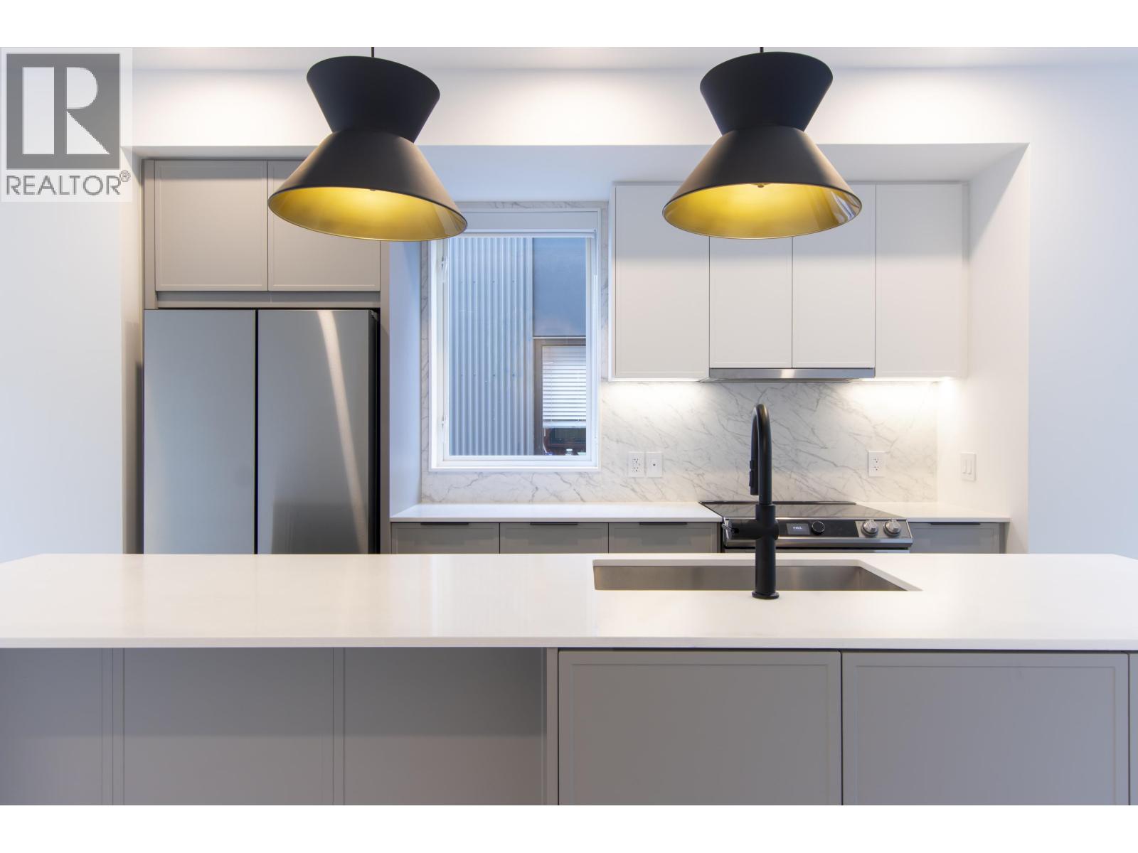 38070 HELM WAY, Squamish