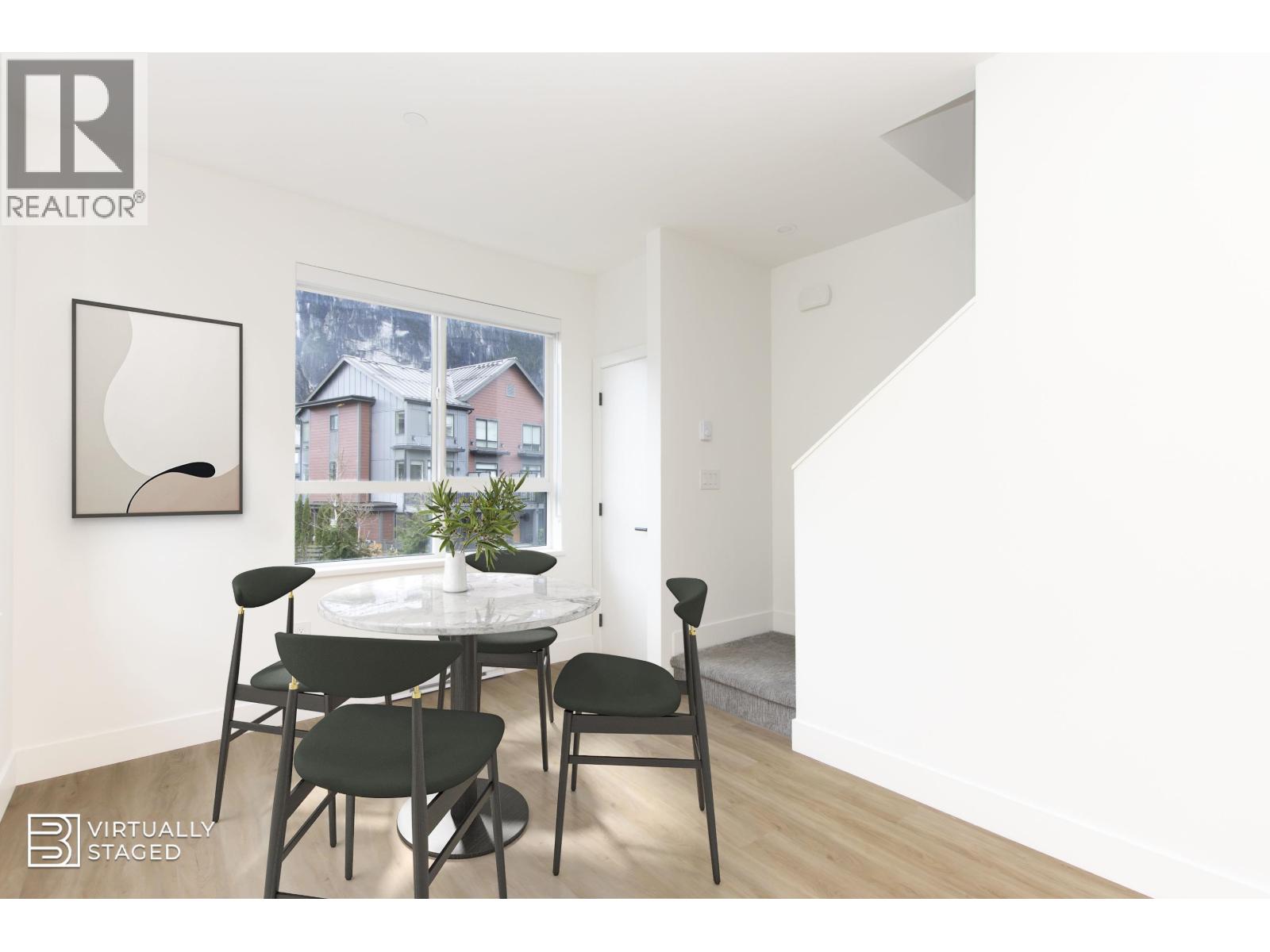 38070 HELM WAY, Squamish