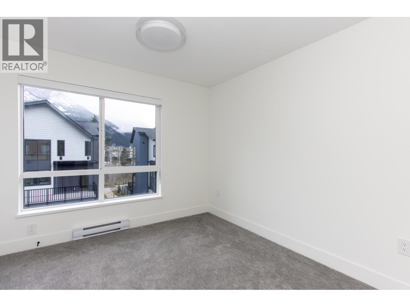 38070 HELM WAY, Squamish