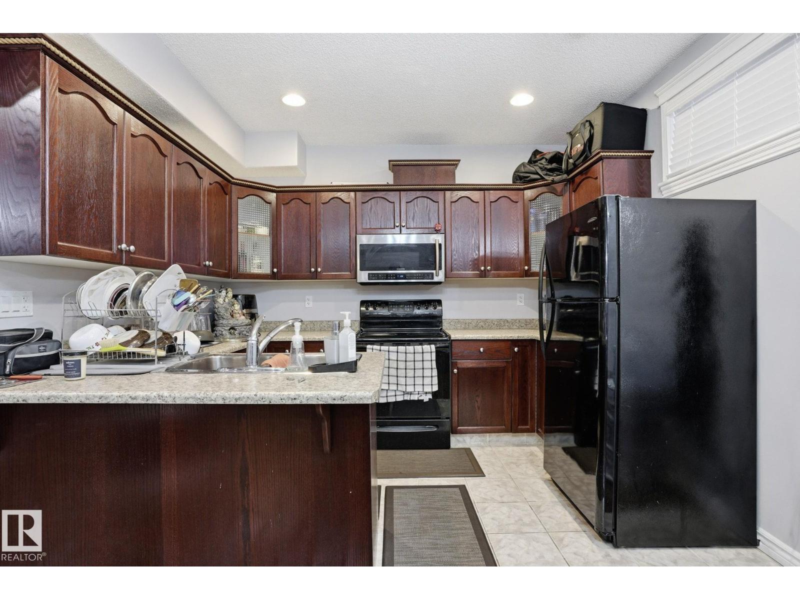 4831 154 Ave NW NW, Edmonton