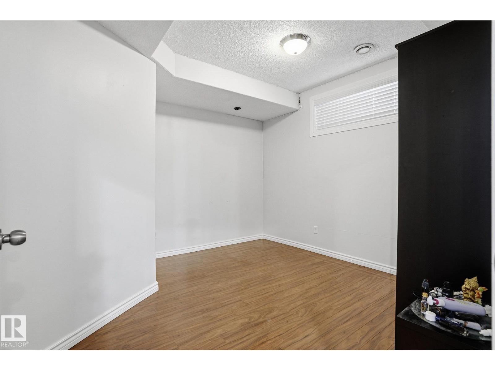 4831 154 Ave NW NW, Edmonton