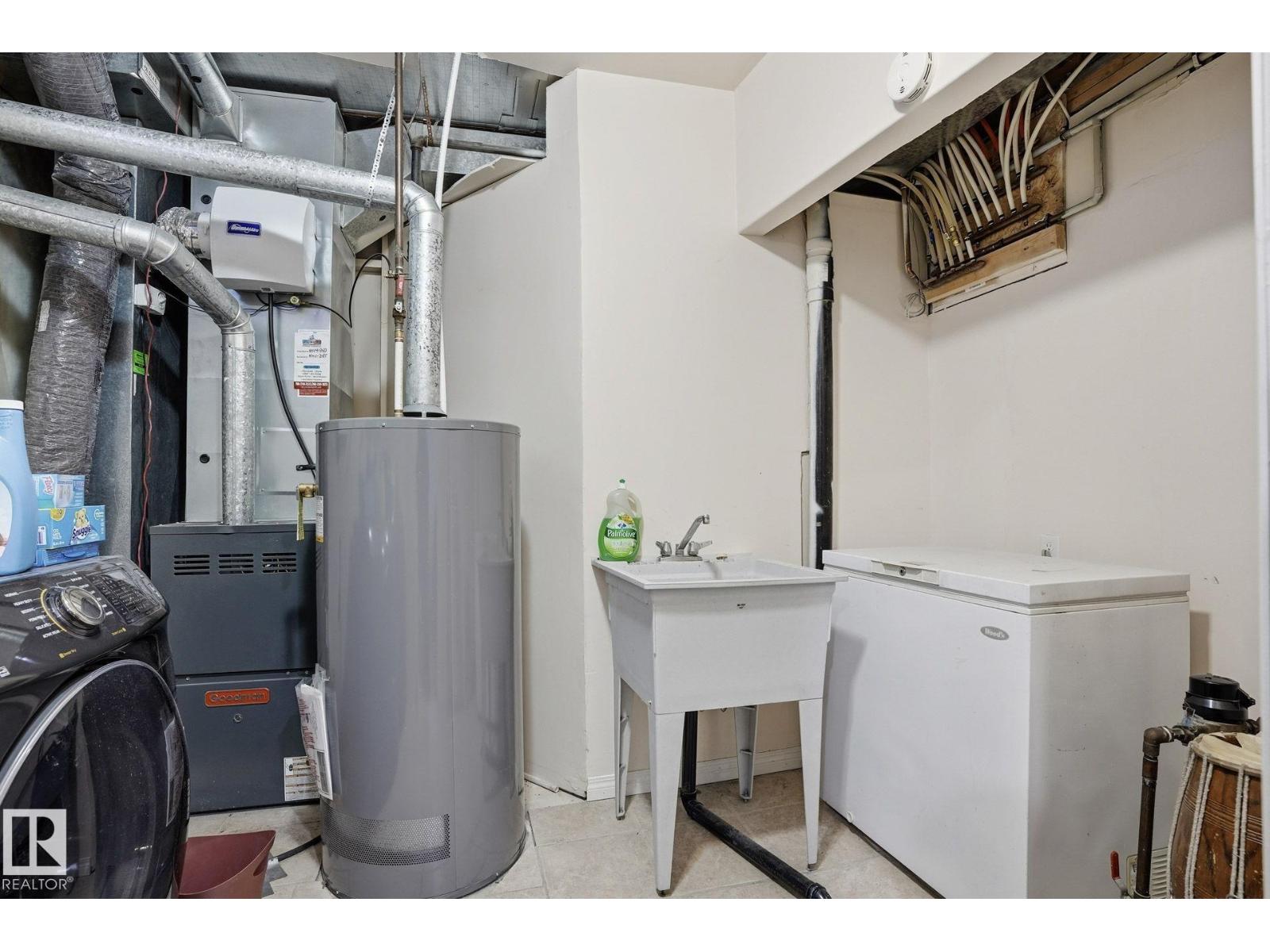 4831 154 Ave NW NW, Edmonton