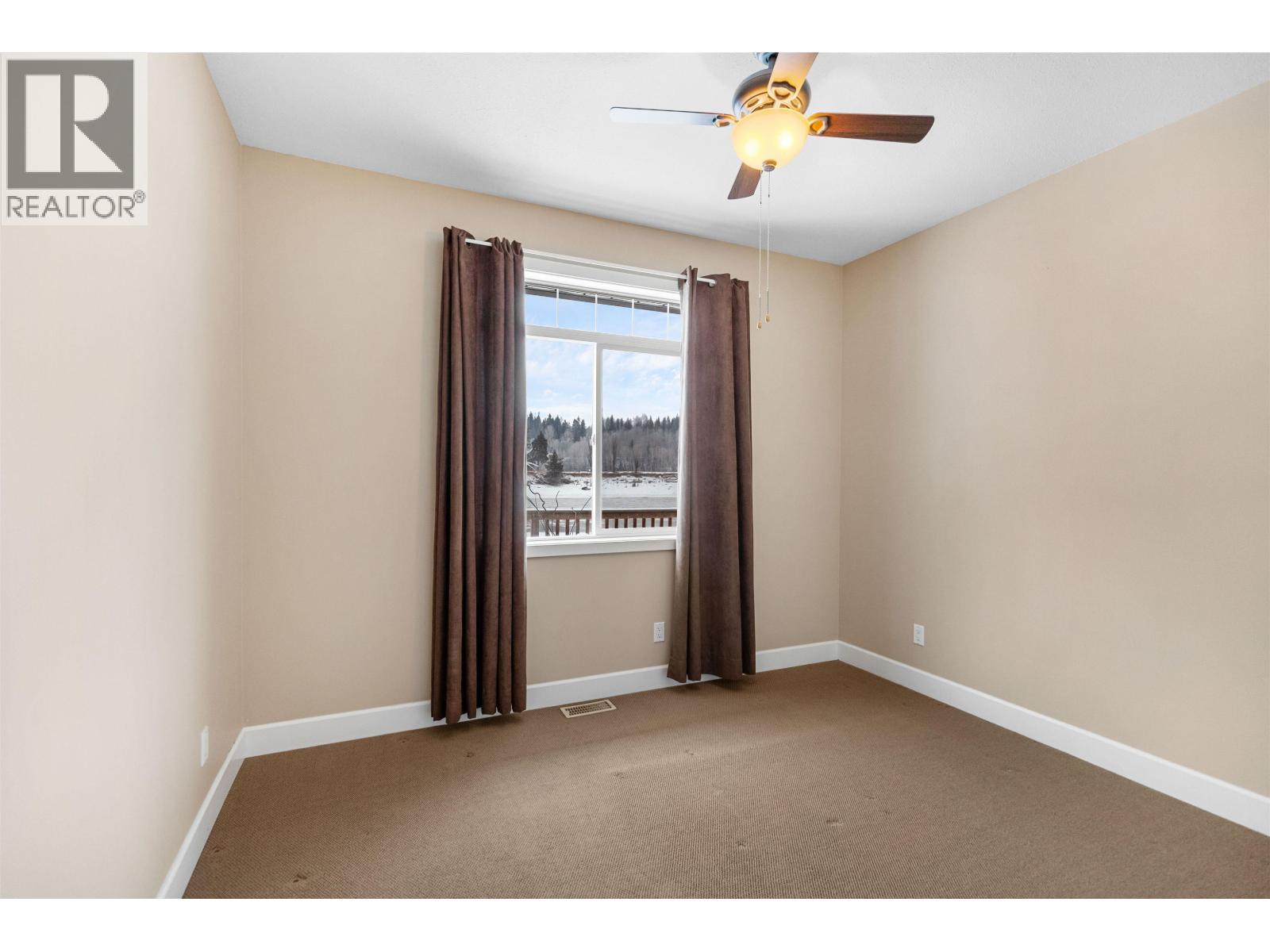 #158 1702 DYKE ROAD - 20