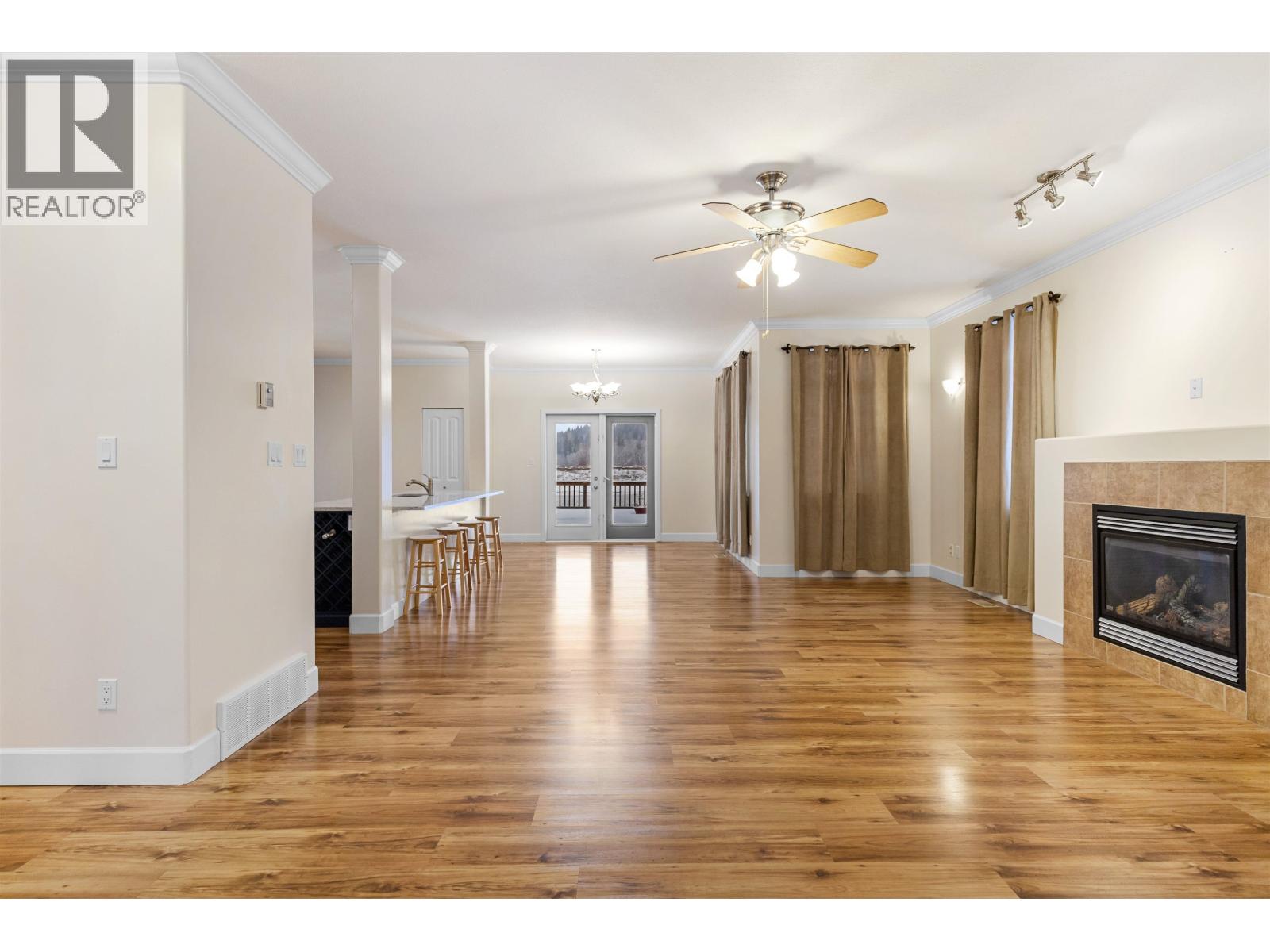 #158 1702 DYKE ROAD - 6