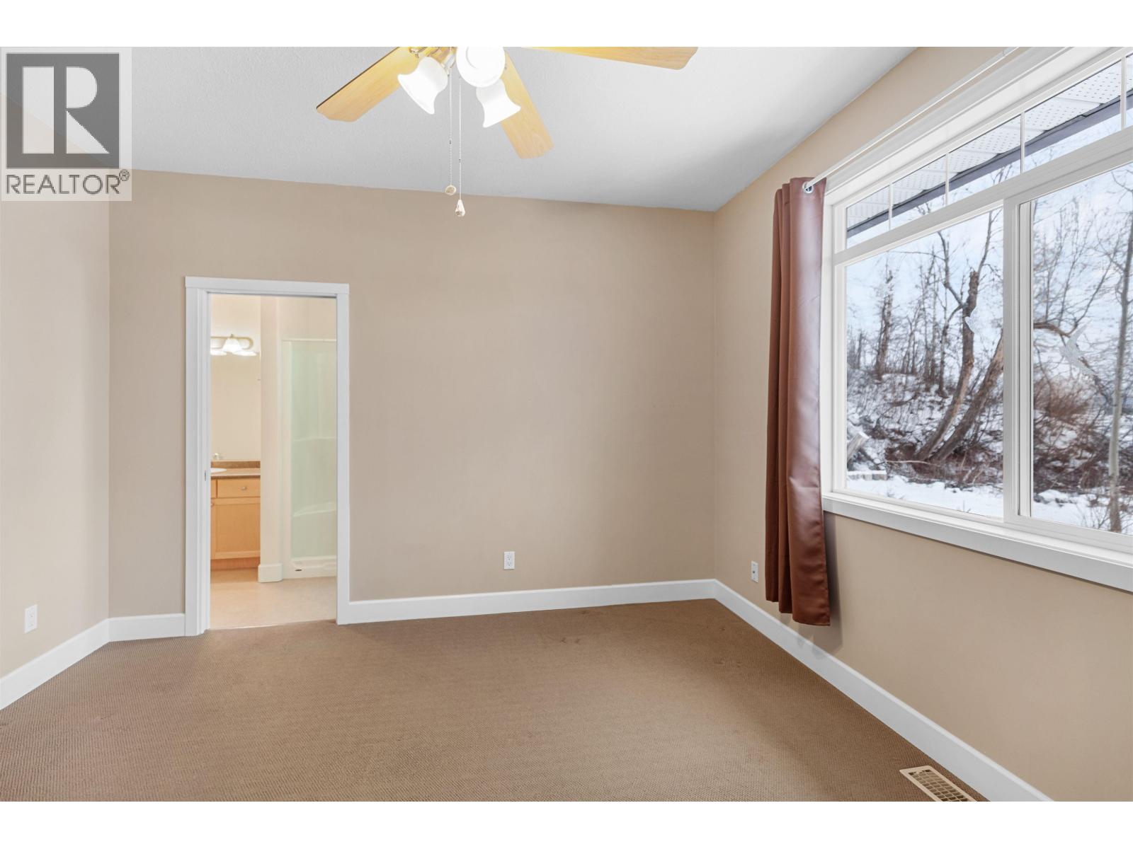 #158 1702 DYKE ROAD - 14