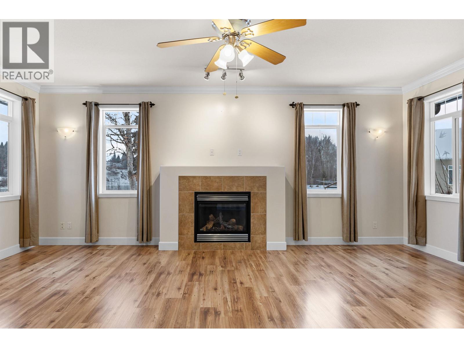 #158 1702 DYKE ROAD - 12