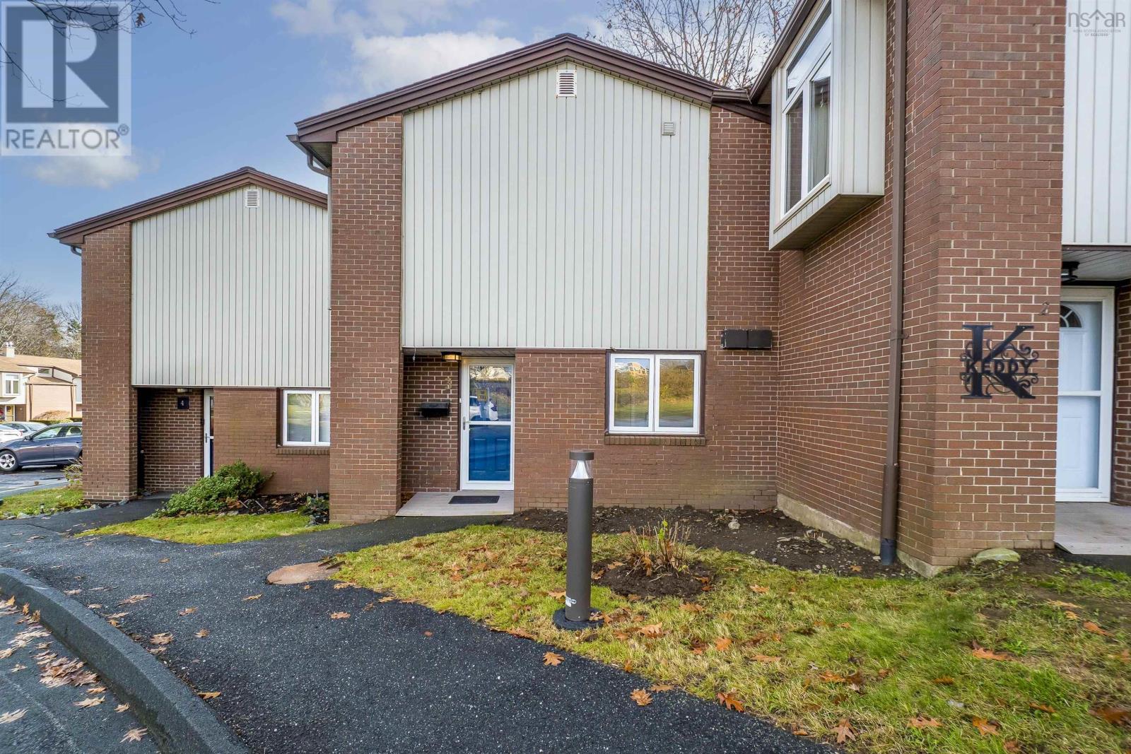 Property photo of 3 Garden Court Terrace