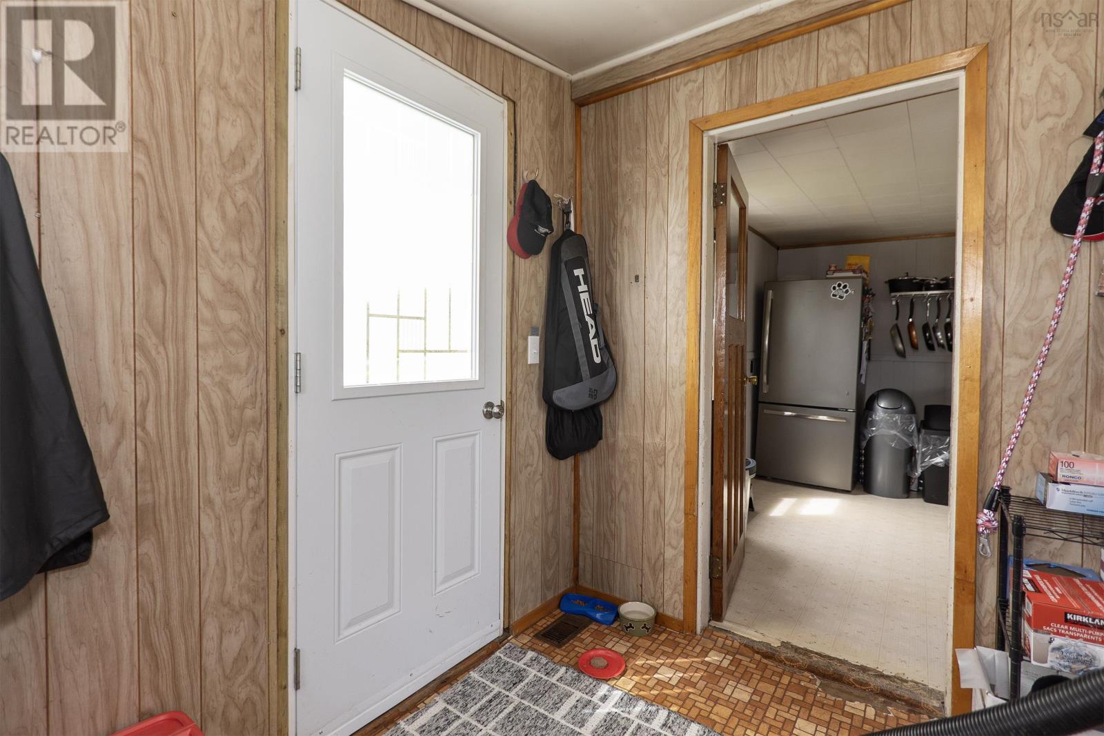 Property 10 of 35 of 527 Pit Road