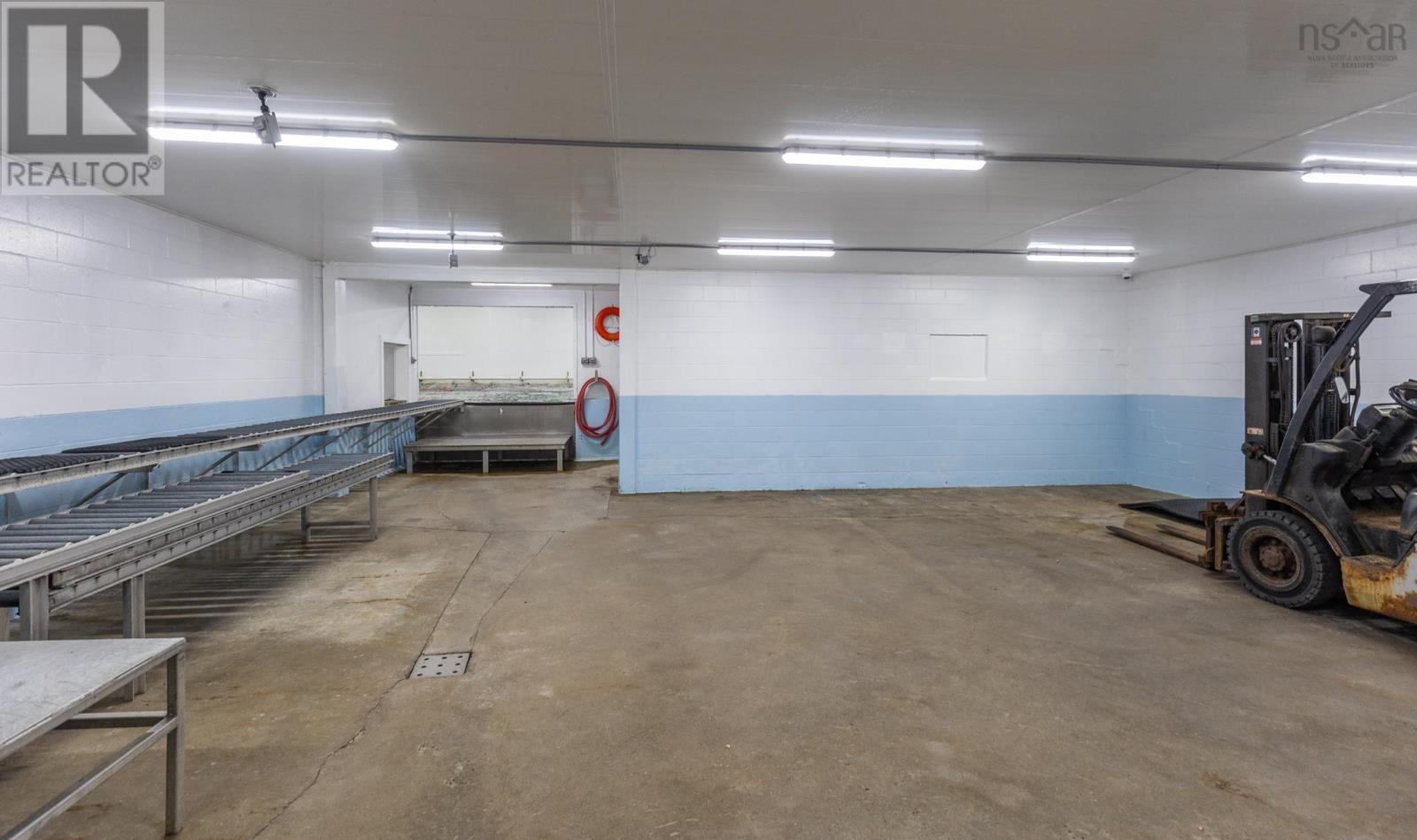 Property 8 of 36 of 39 Prospect Point Road