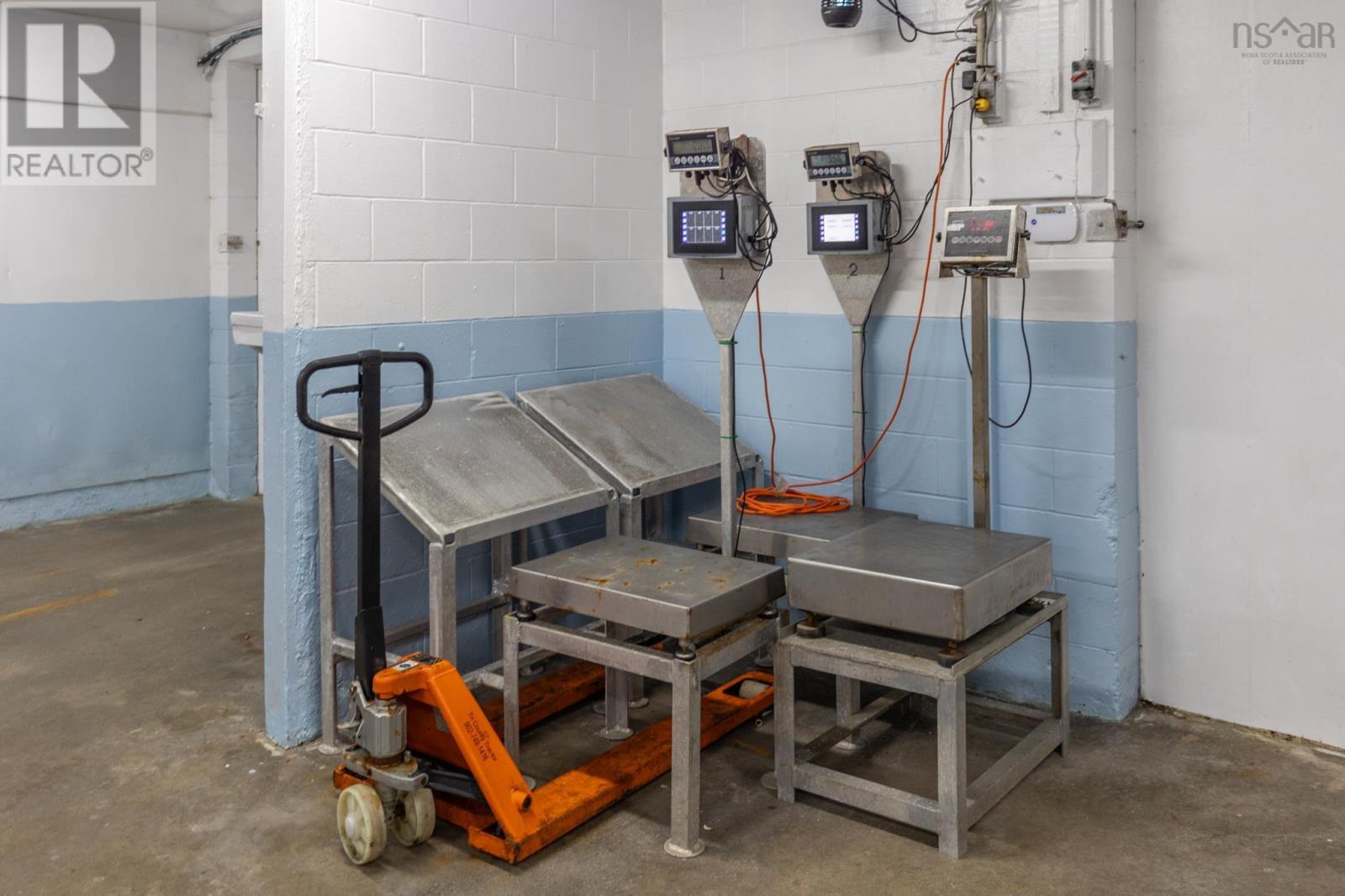 Property 1 of 36 of 39 Prospect Point Road