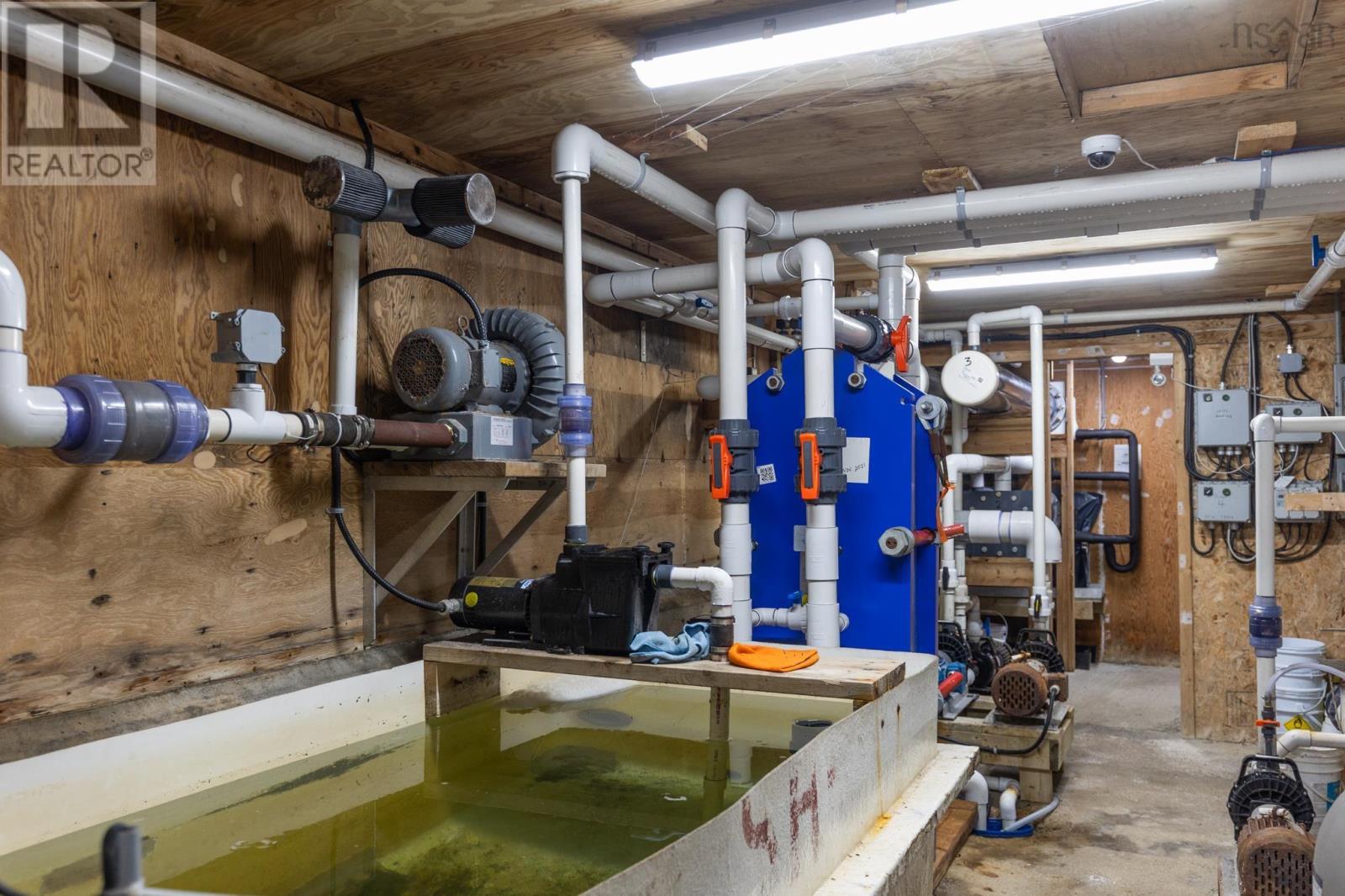 Property 28 of 36 of 39 Prospect Point Road