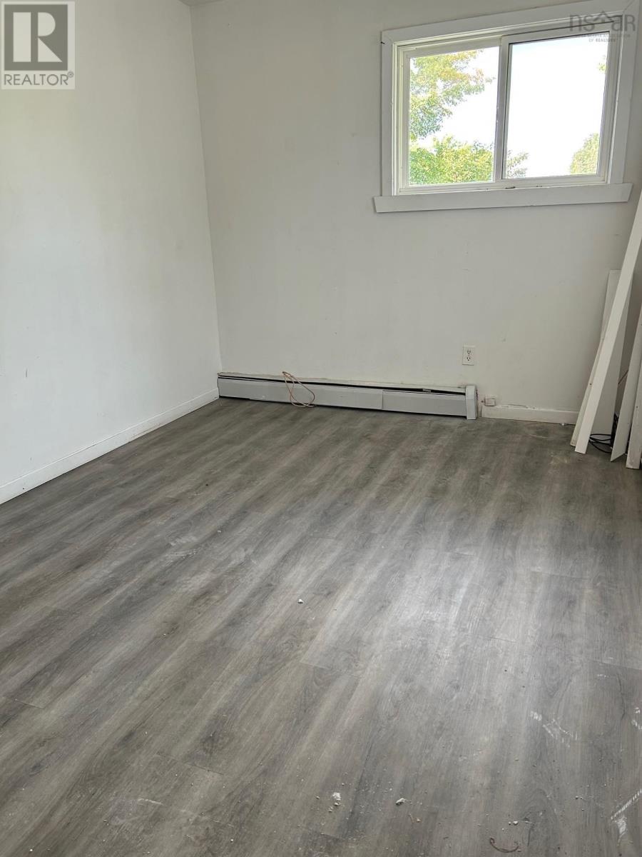 Property 19 of 28 of 36 Lyman Street