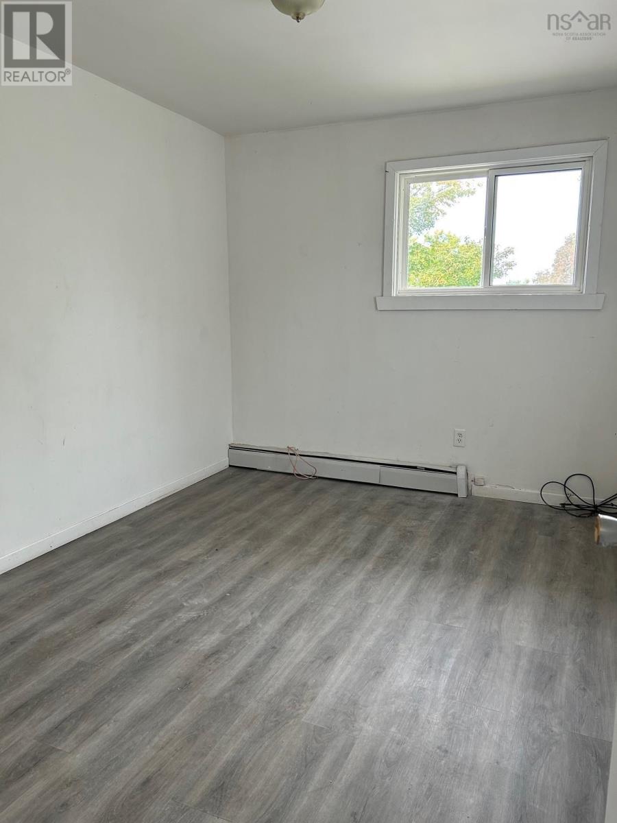 Property 21 of 28 of 36 Lyman Street