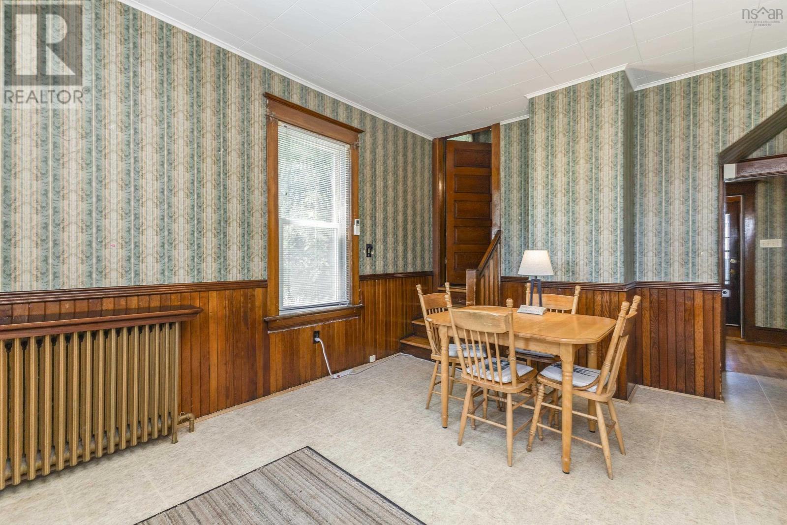 Property 48 of 49 of 548 Nelson Street