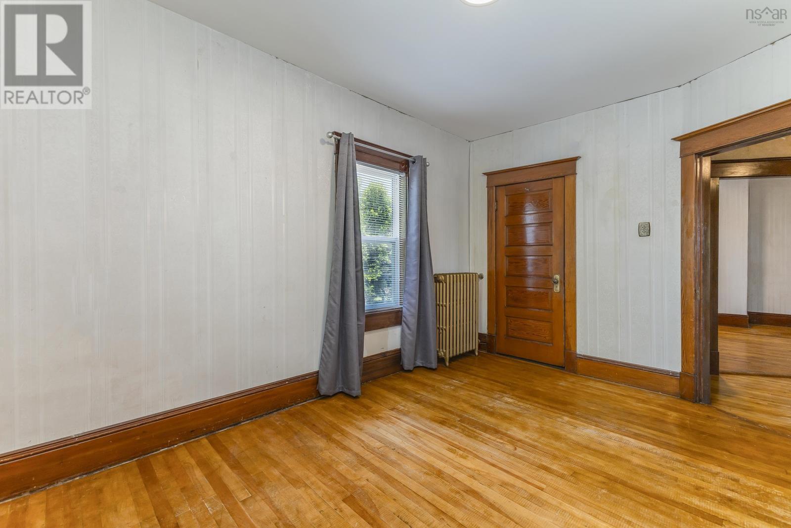 Property 46 of 49 of 548 Nelson Street