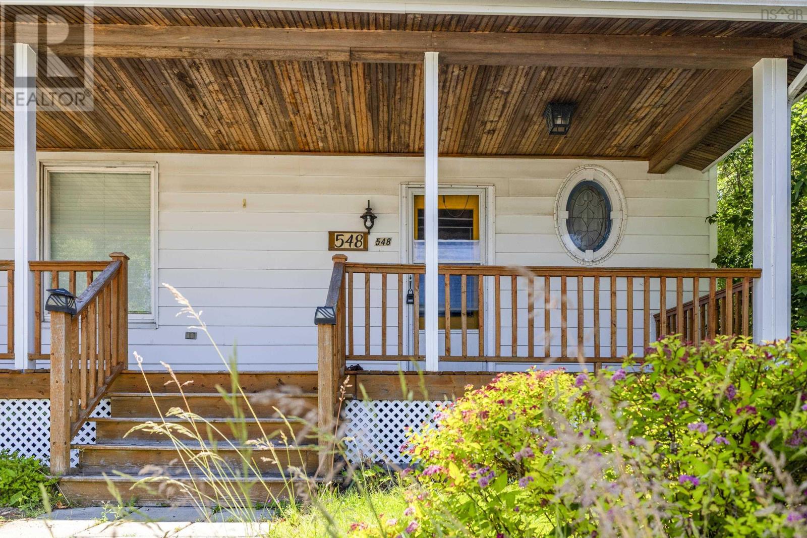 Property 15 of 49 of 548 Nelson Street