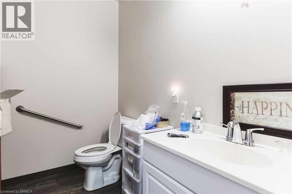 160-170 CHARING CROSS Street, Brantford, Ontario, N3R3X7 — Photo 32