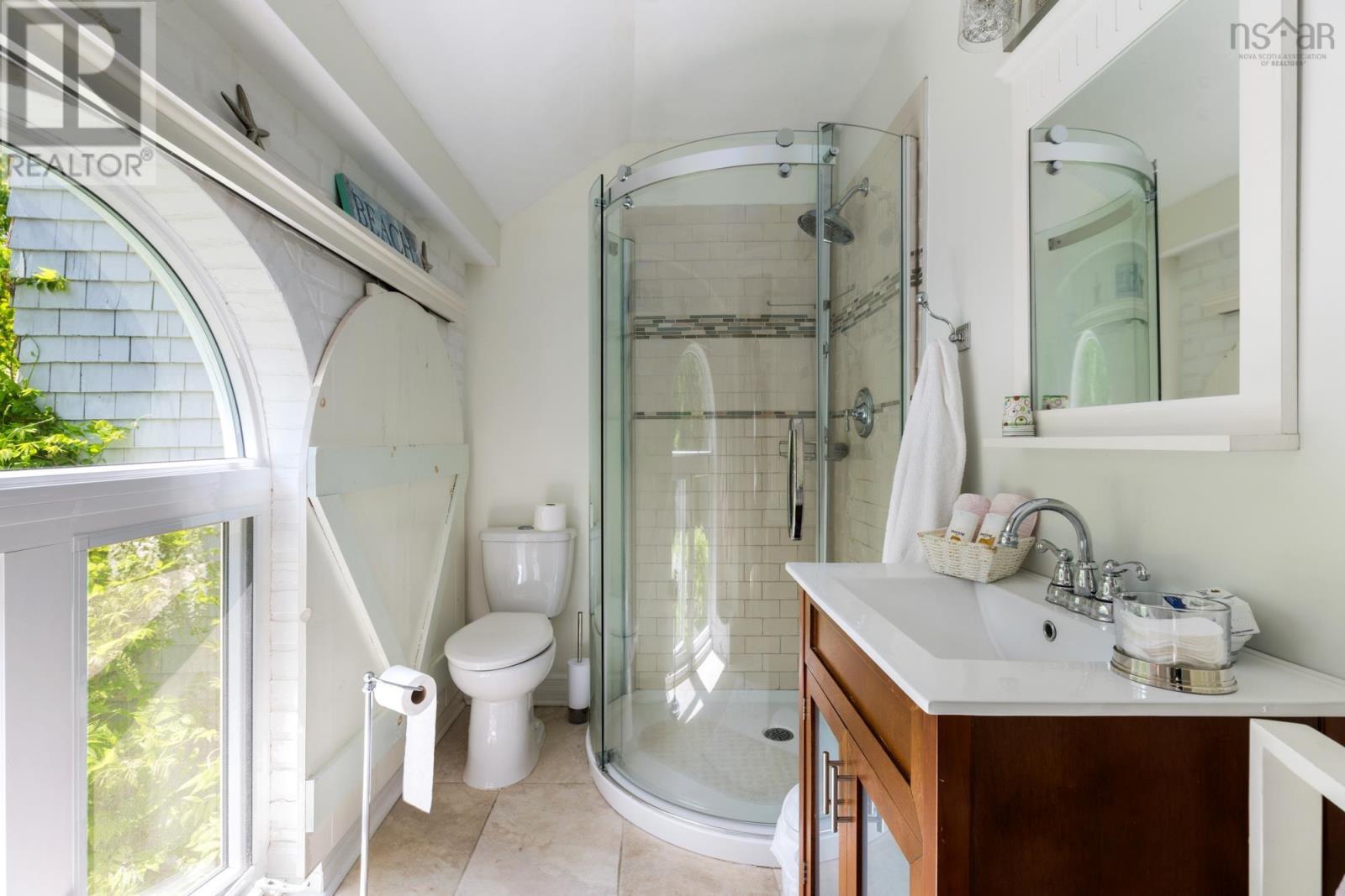 Property 23 of 46 of 4 York Redoubt Crescent