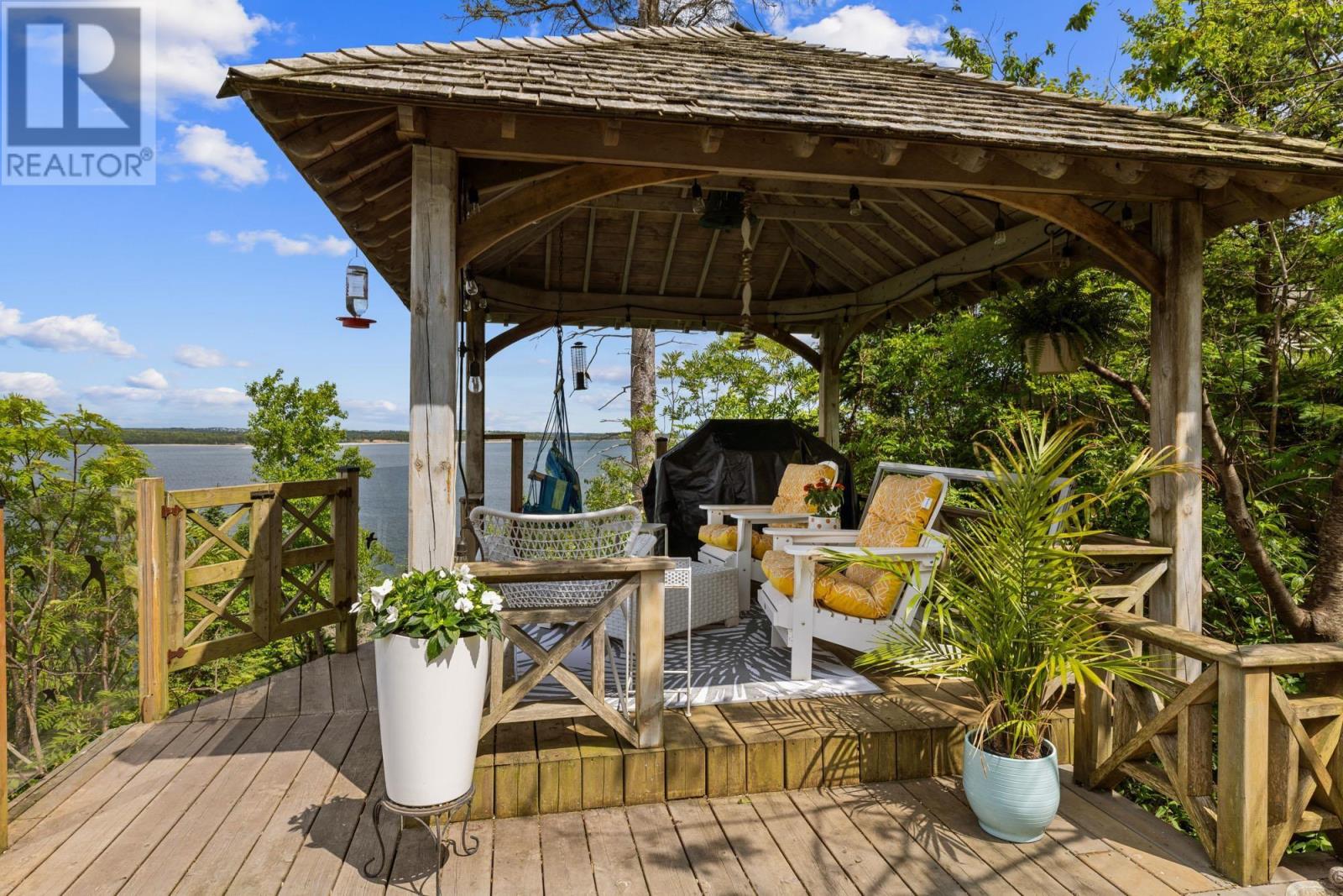 Property 20 of 46 of 4 York Redoubt Crescent