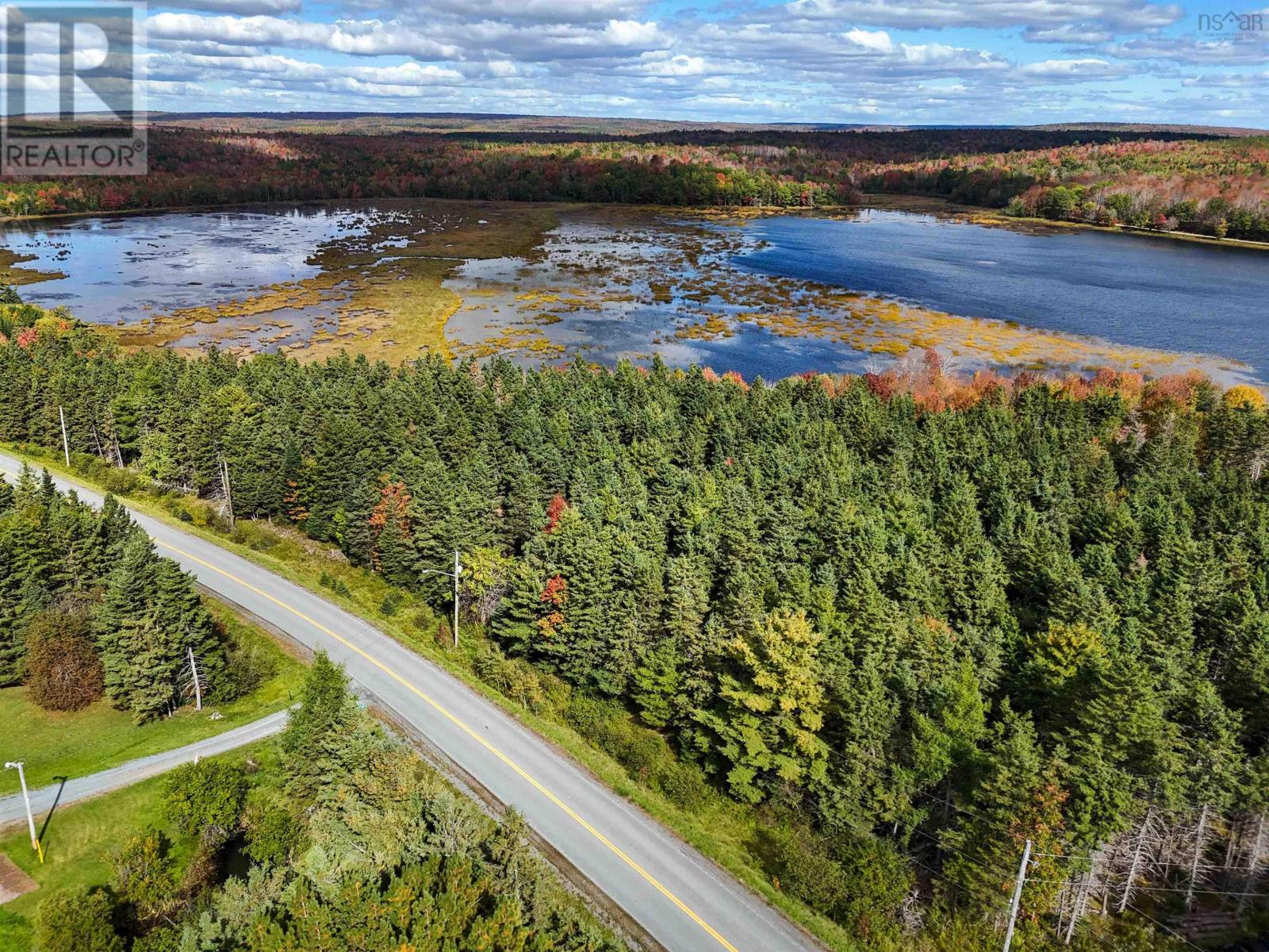 Property 8 of 14 of 998 Lake Egmont Road