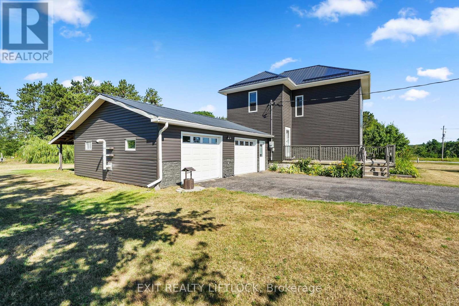 108 GODOLPHIN ROAD - 38