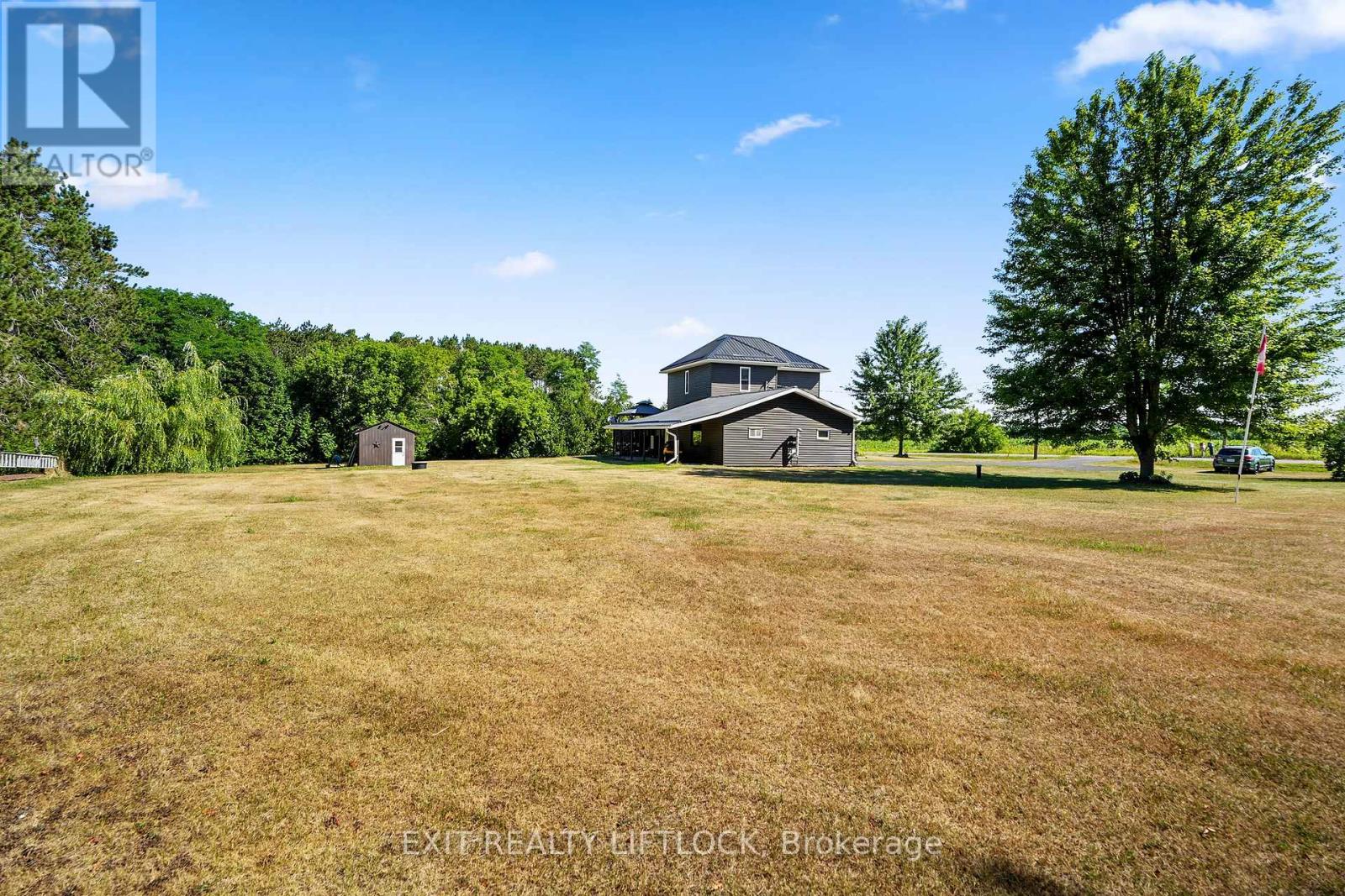 108 GODOLPHIN ROAD - 40