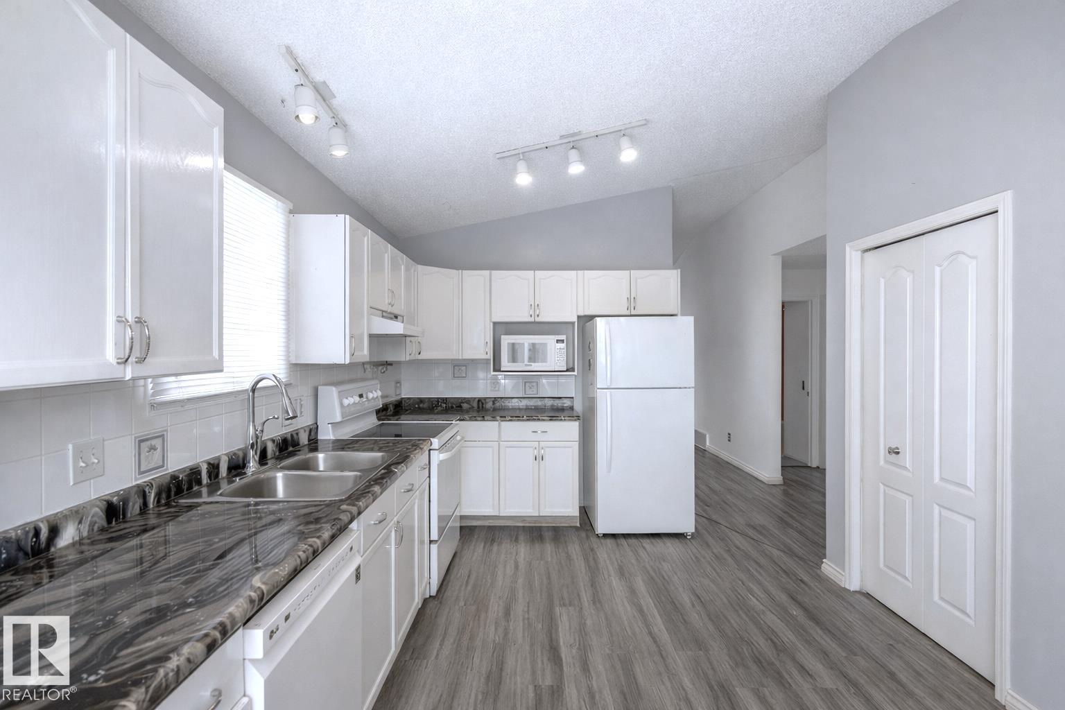 13140 35 ST NW, Edmonton