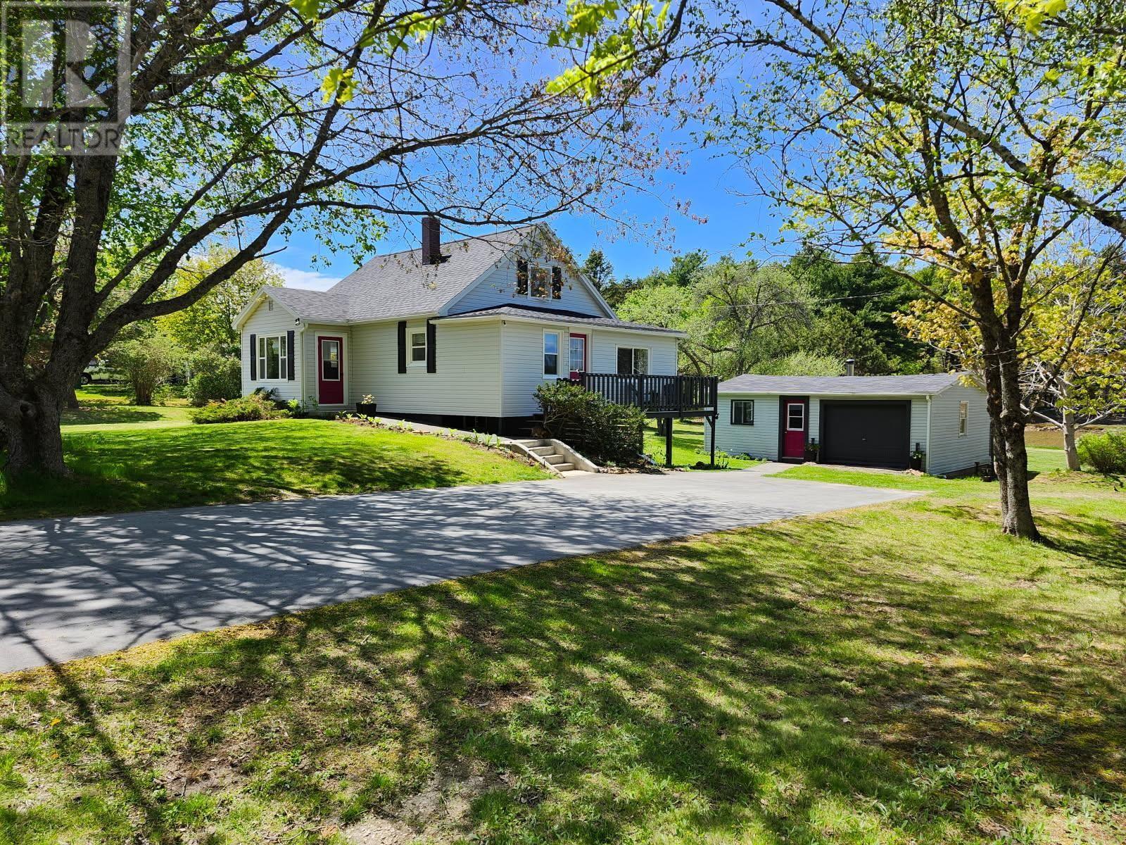 Property 9 of 39 of 15498 Highway 3 Highway