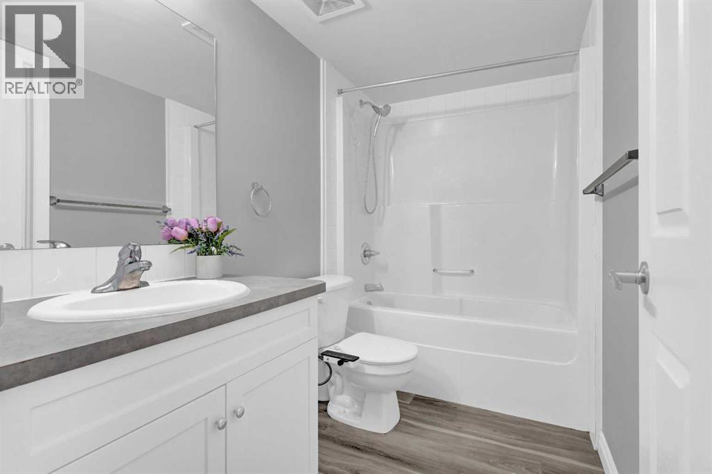 Single Family House for Sale in   Falsbridge Drive NE Falconridge Calgary 