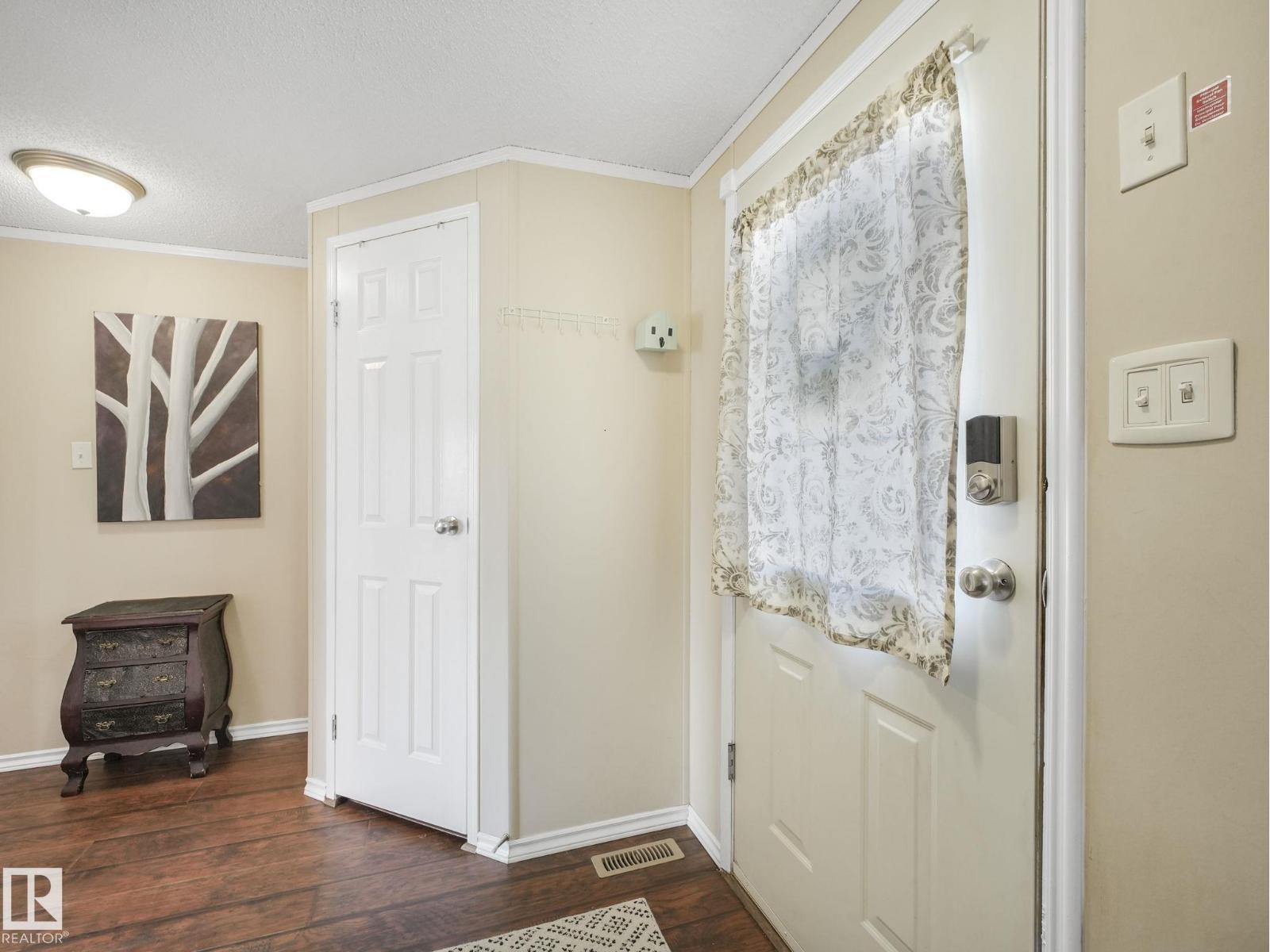 407 Oak Wood CR NW, Edmonton