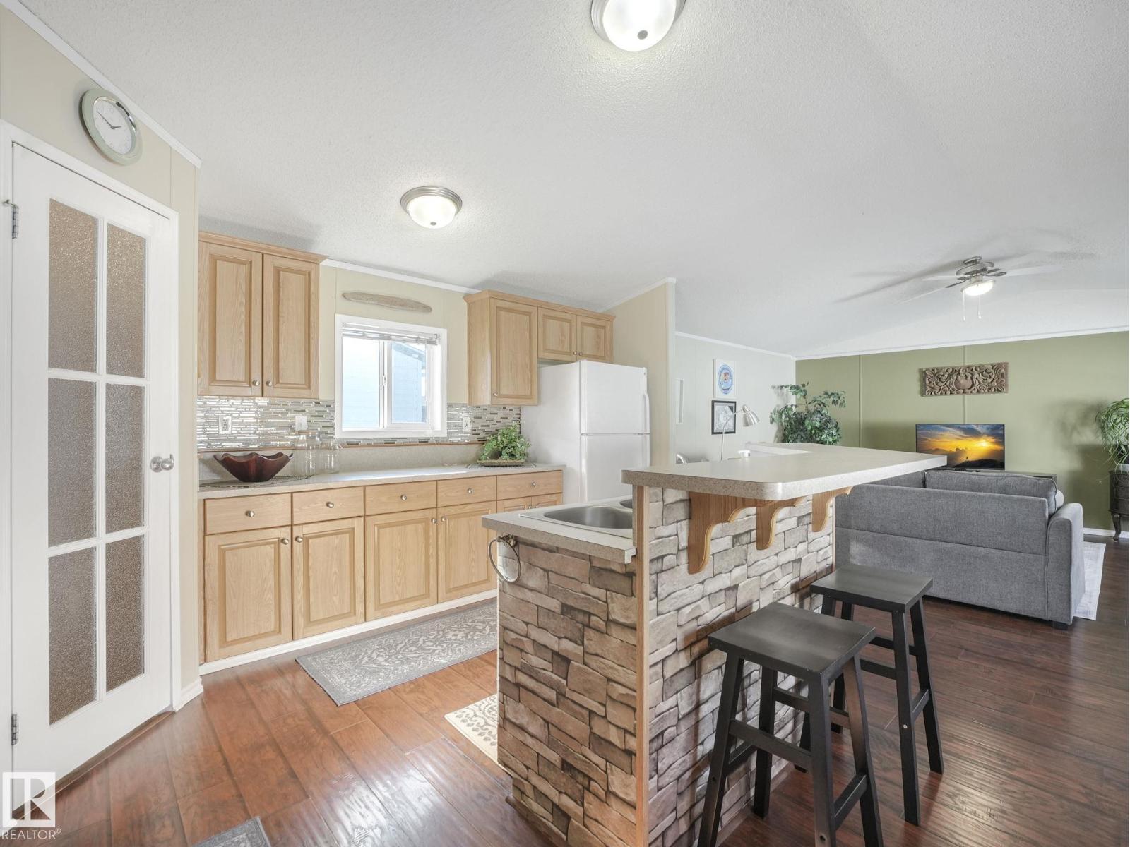 407 Oak Wood CR NW, Edmonton