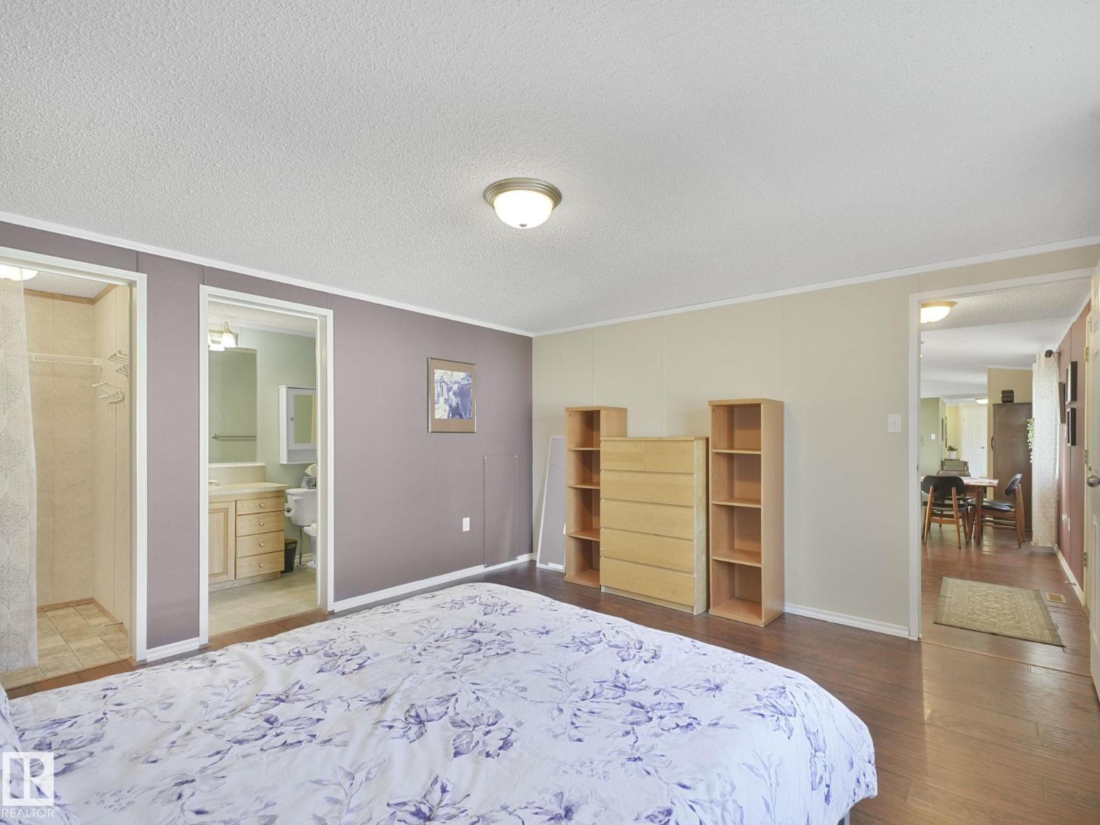 407 Oak Wood CR NW, Edmonton