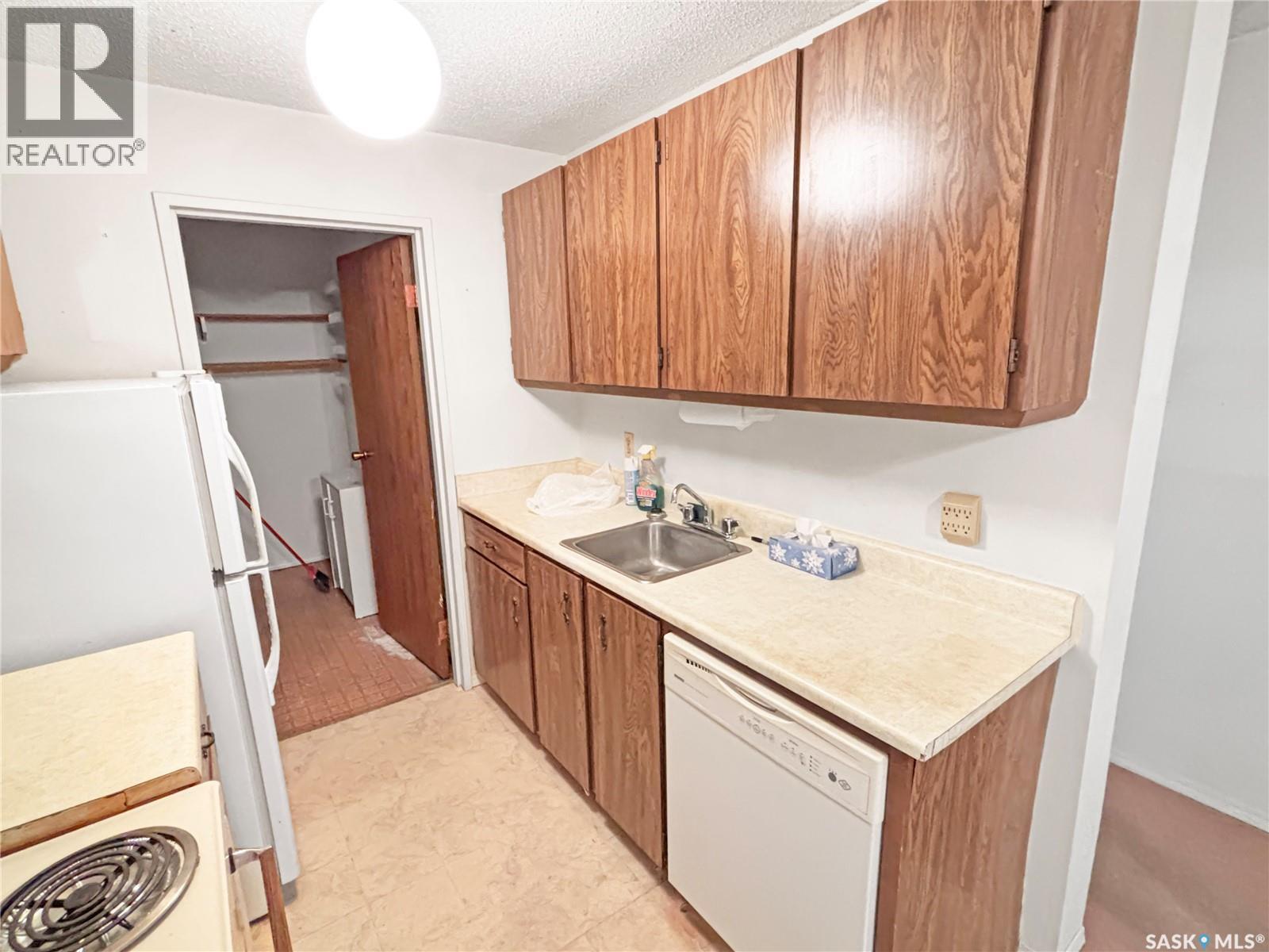 Single Family House Low rise for Sale in   Tait COURT Saskatoon 