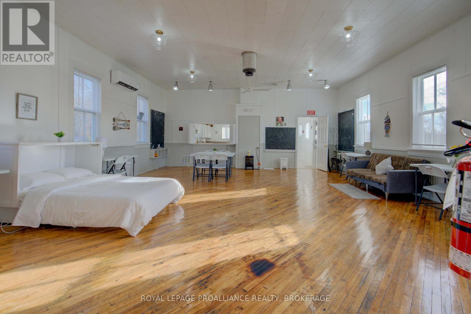 1867 CROW LAKE ROAD - 15