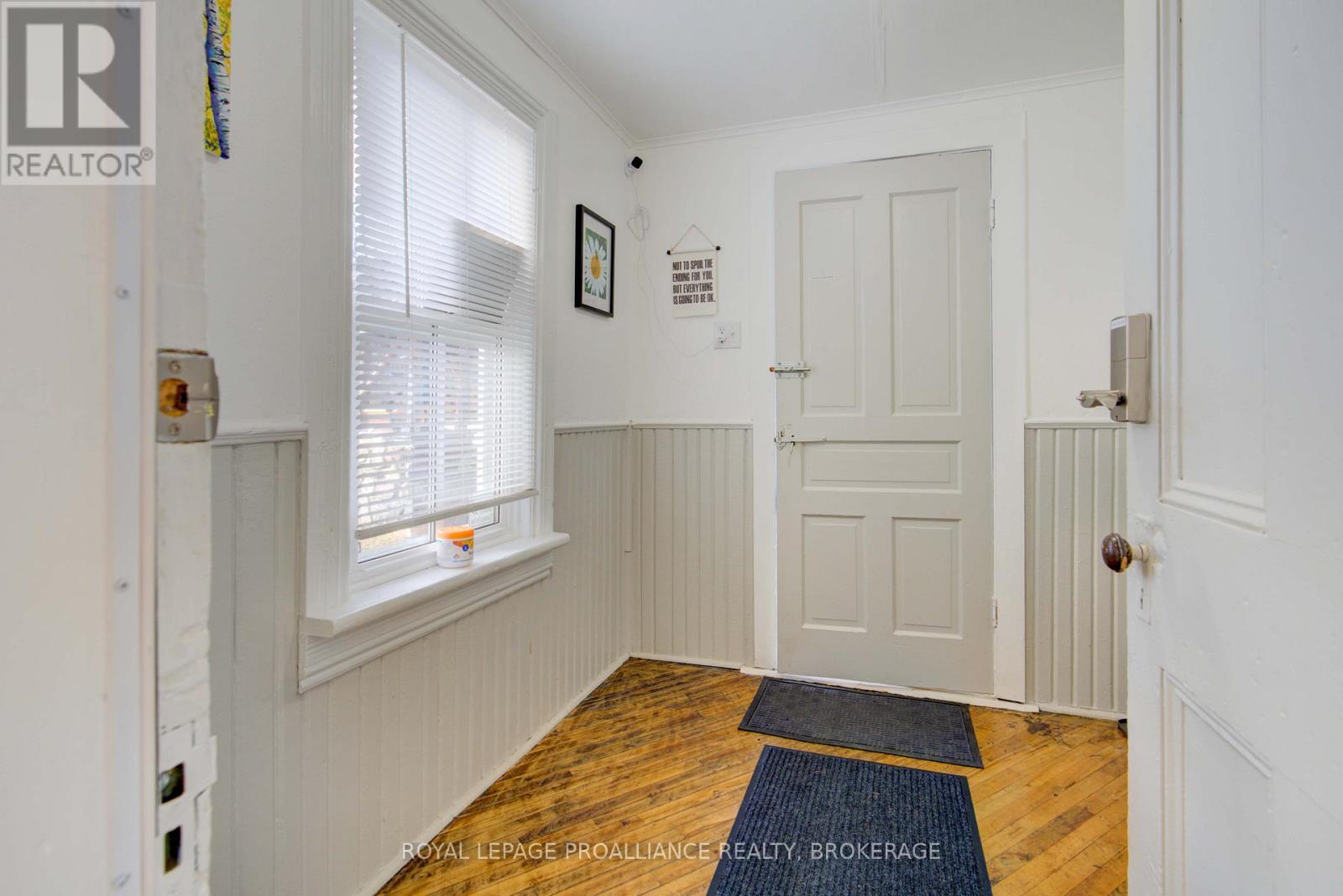 1867 CROW LAKE ROAD - 11