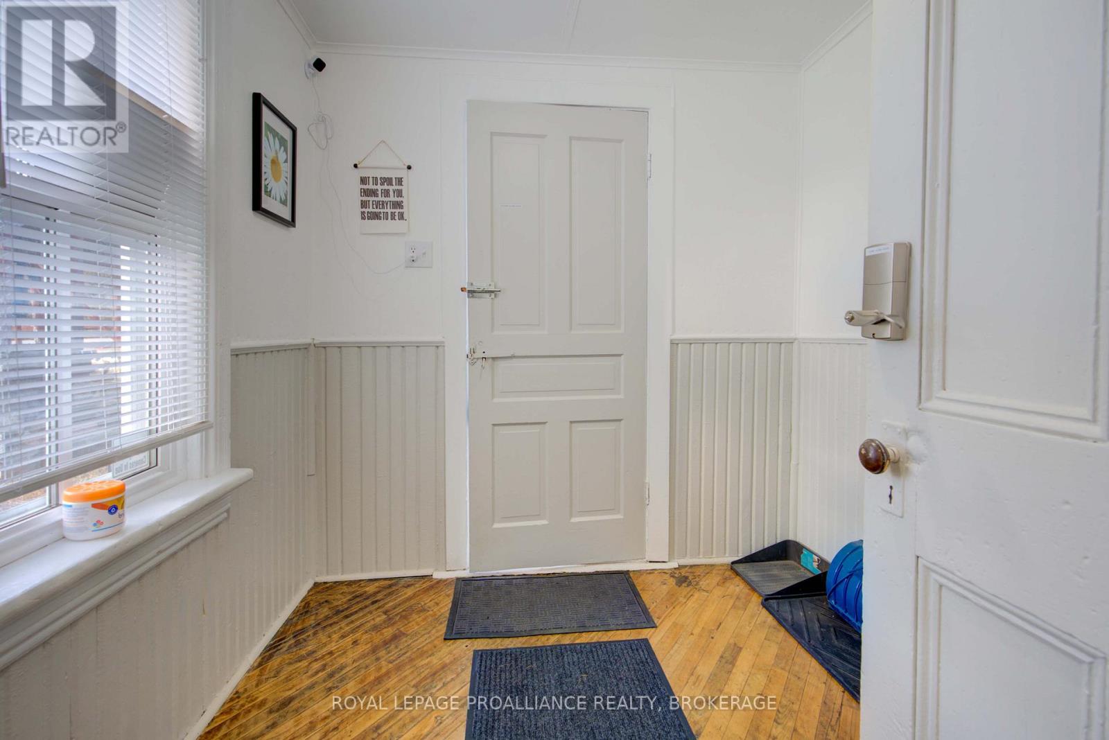 1867 CROW LAKE ROAD - 12