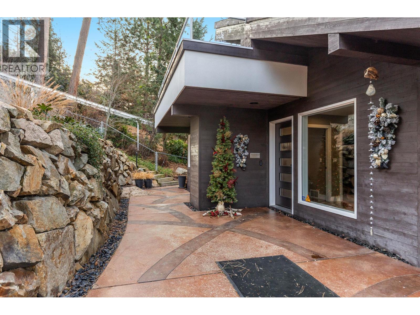 3 9900 Eastside Road, Vernon