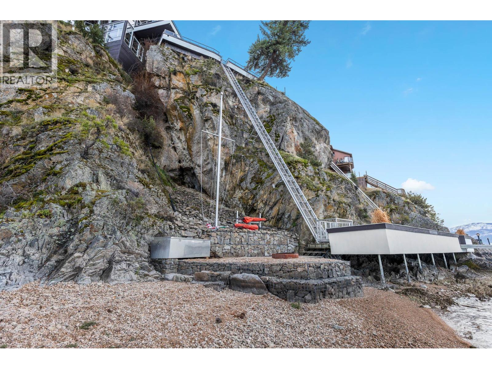 3 9900 Eastside Road, Vernon