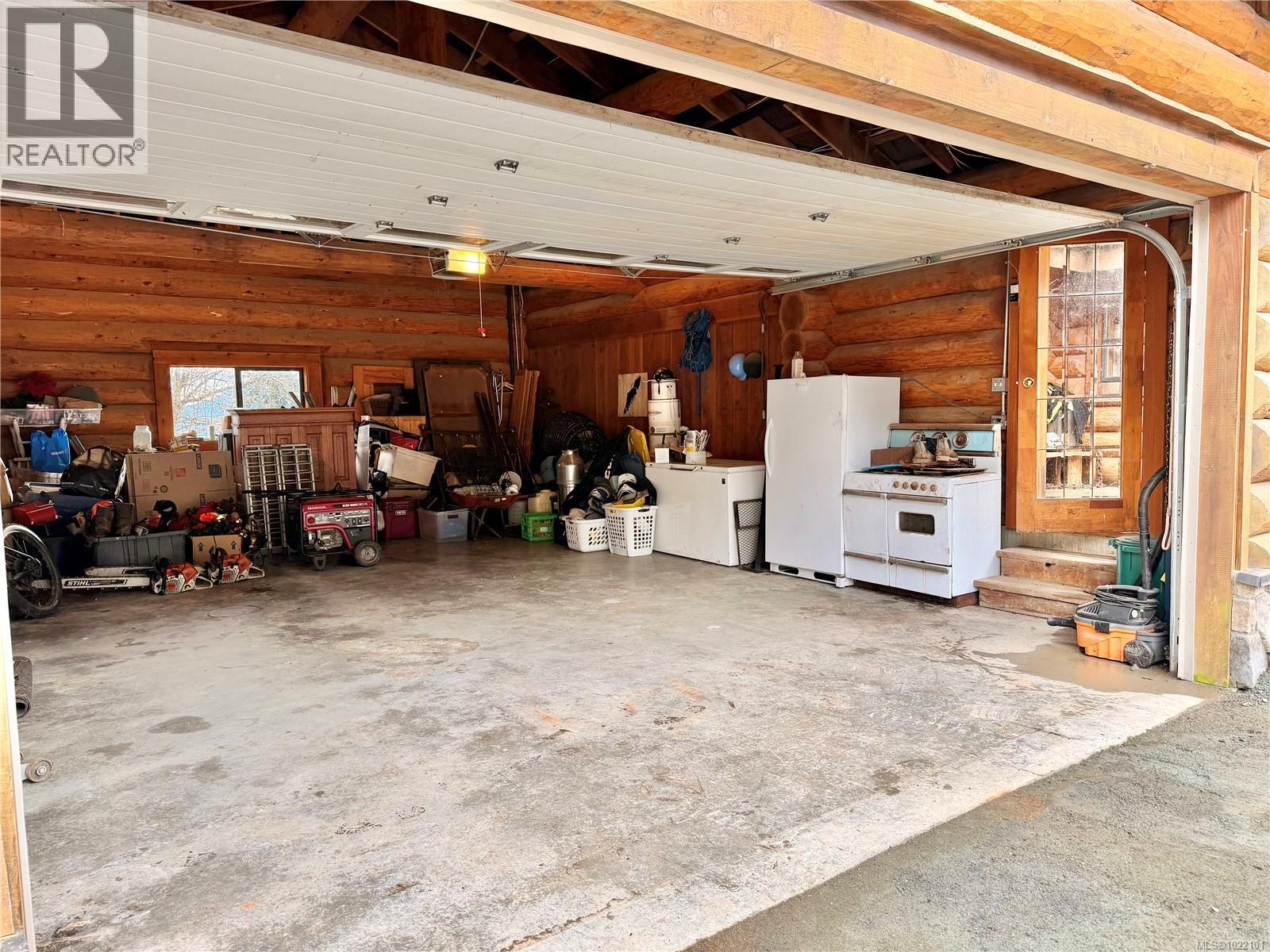 6645 Hillcrest Rd, Duncan