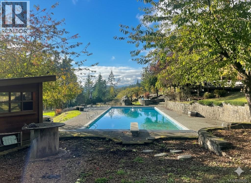 6645 Hillcrest Rd, Duncan