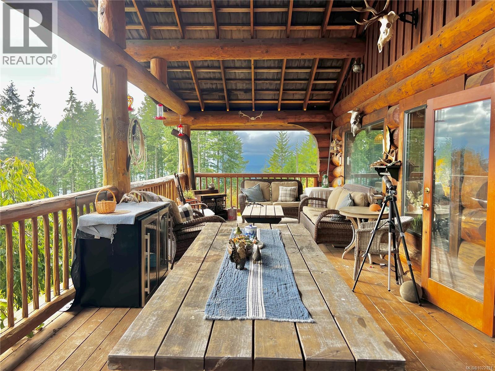 6645 Hillcrest Rd, Duncan