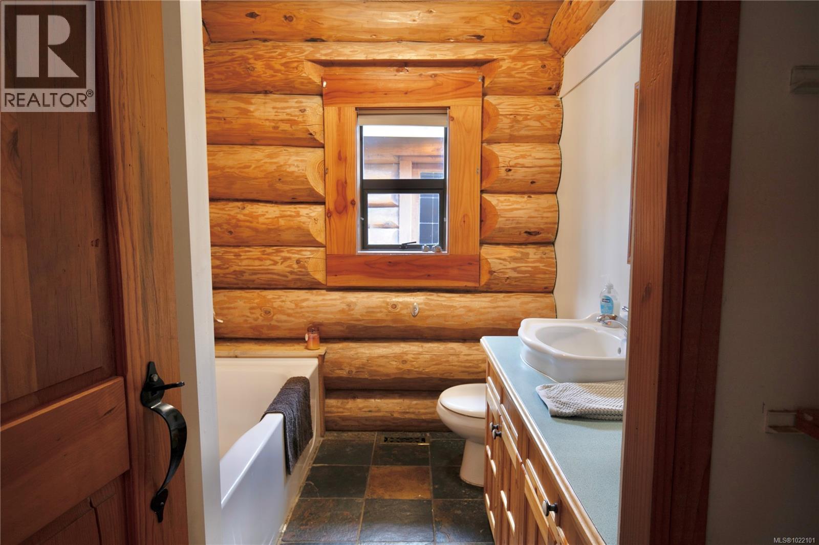 6645 Hillcrest Rd, Duncan