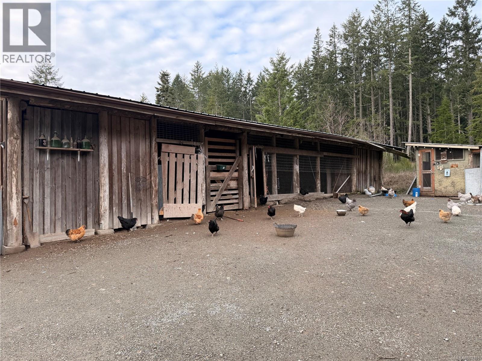 6645 Hillcrest Rd, Duncan